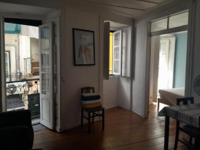 Chiado / Carmo Small Artist Lodge
